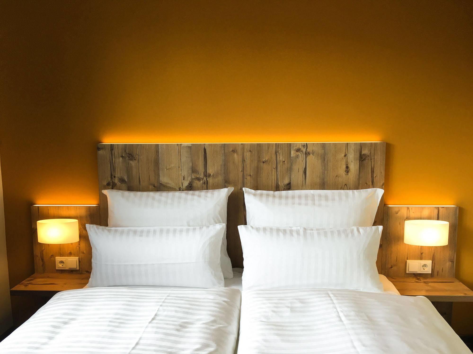 Susewind Hotel Rostock Eksteriør billede